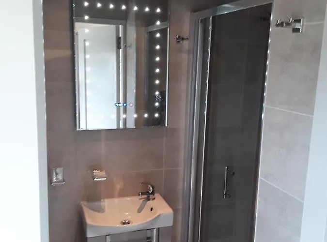 Bed & Breakfast The Little Flock Farm 4*